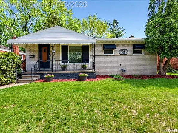 21724 Audrey Ave, Warren, MI 48091