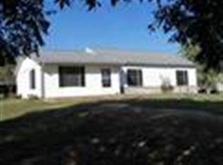 3293 Smelley Rd, Longview, TX 75605