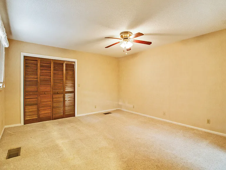 512 Druid Lndg — Photo 25