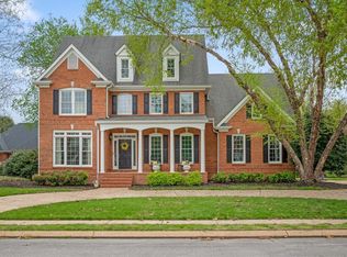 1412 Stornoway Ln, Hixson, TN 37343