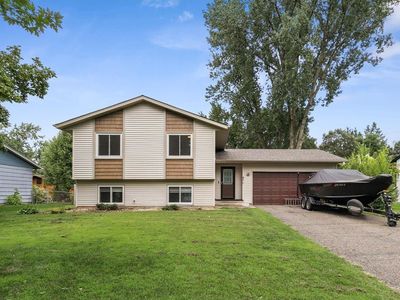 471 105th Ave NW, Coon Rapids, MN, 55448