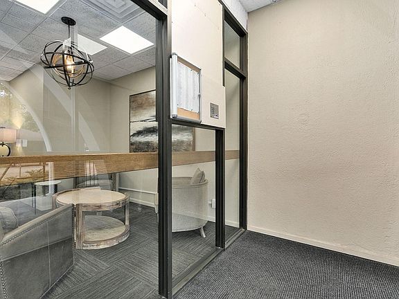 5th image of 415 S Howes St #1007