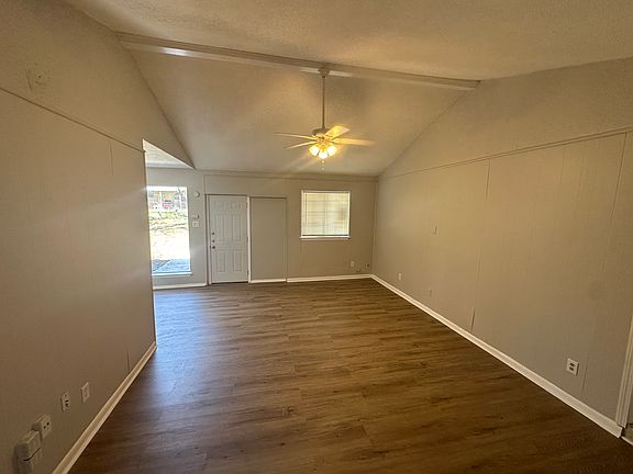 2nd image of 2305 Bayberry Dr