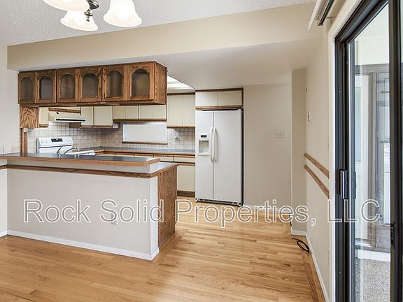 5th image of 5416 Meadowbrook Dr
