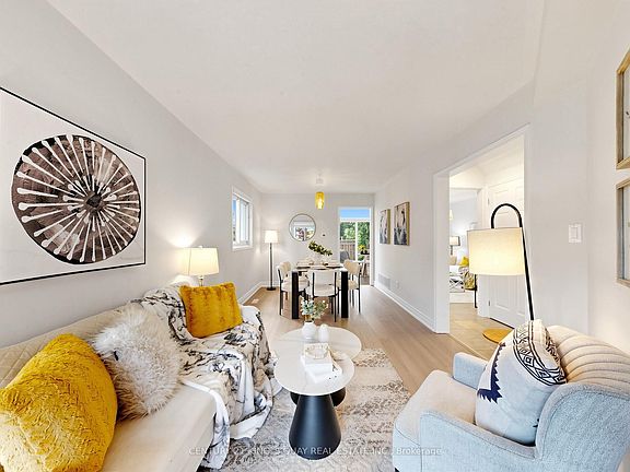 4th image of 72 Dunsmore Cres
