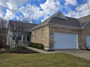 972 Ginger Ln, Geneva, IL 60134