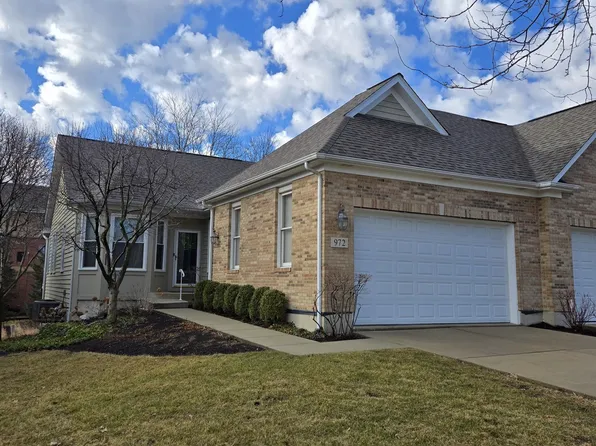 972 Ginger Ln, Geneva, IL 60134