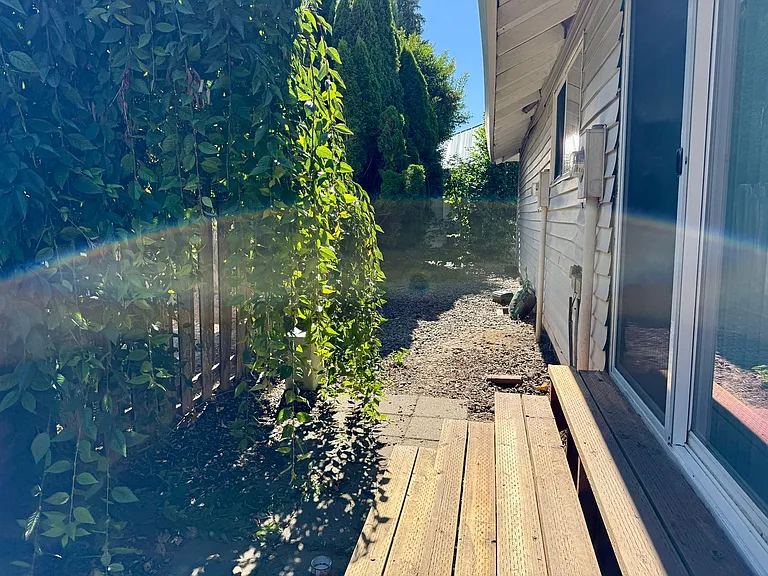 2026 Filbert St #A — Photo 1