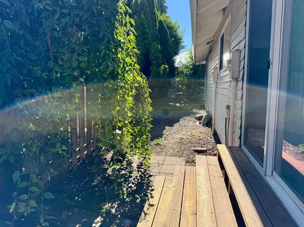 2026 Filbert St #A, Forest Grove, OR 97116
