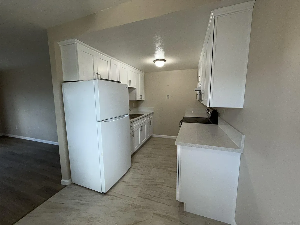 Kitchen - 12609 Robison Blvd #201
