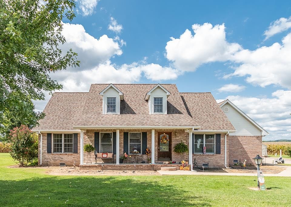 1st image of 107 Howard Cir