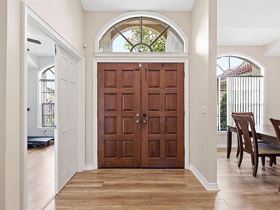 4th image of 2729 REDFORD COURT E