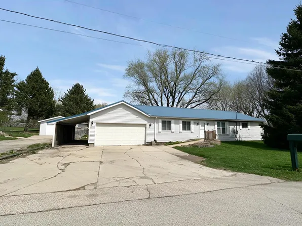 N1246 Walnut ROAD, Genoa City, WI 53128