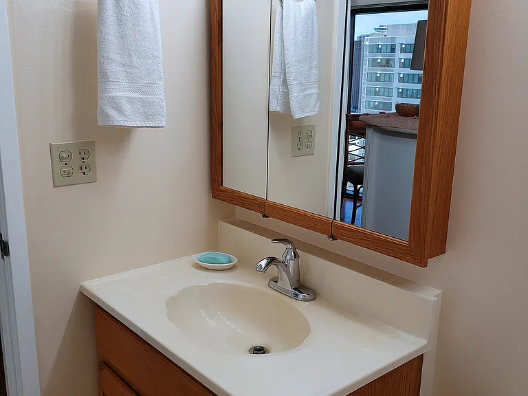 1750 Kalakaua Ave #17F — Photo 11