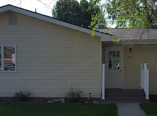 109 N Delaware St, Conrad, MT 59425