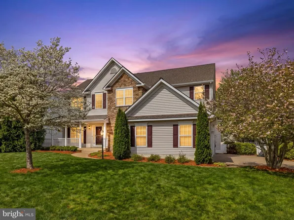 700 Lancrel Rd, Warrenton, VA 20186