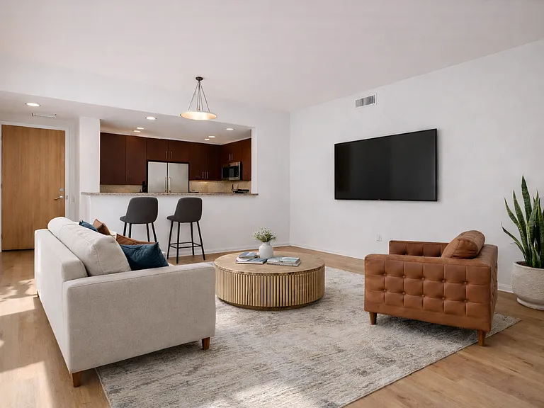 17 W Vernon Ave #612 — Photo 8