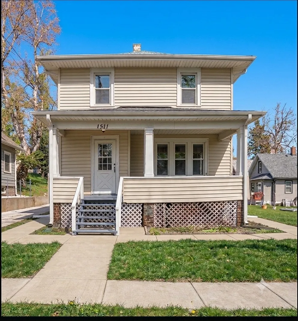 1511 N 31st St — Photo 1
