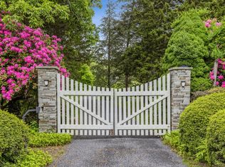 5 Turtle Pond Rd, Southampton, NY 11968