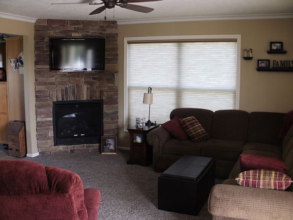 Newly installed gas fireplace 