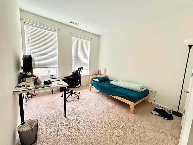 850 E Main St #430 — Photo 11