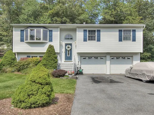 18 Newbury Street, Monroe, NY 10950