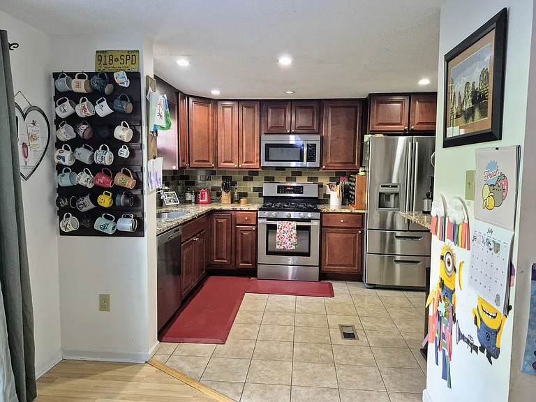 2210 S Lowell St — Photo 11