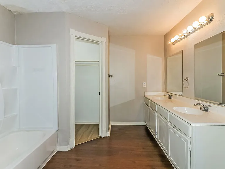 3002 Sherborne St — Photo 11