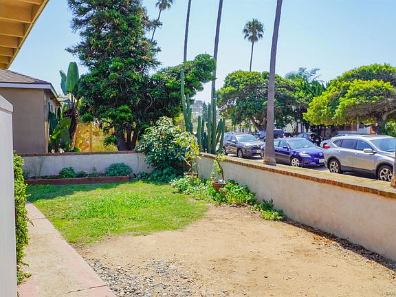 3rd image of 4956-64 Santa Cruz Ave