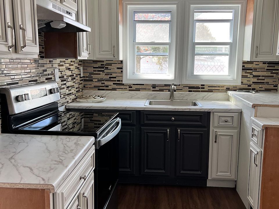 55 Ocean Ave Middletown NJ Zillow