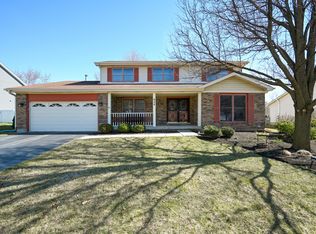 658 David Ln, Carol Stream, IL 60188