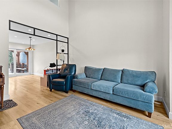 4th image of 12259 Mint Ct