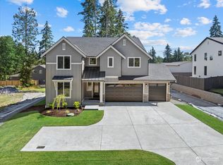 427 SW 366th St, Federal Way, WA 98023