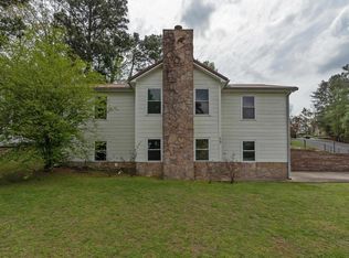 17 Forest View Dr, Birmingham, AL 35210