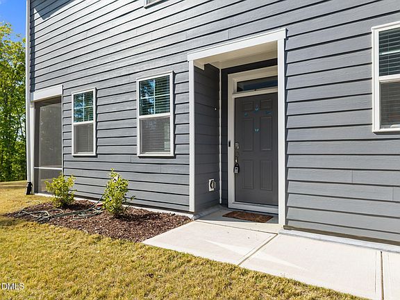 3rd image of 1814 Alpine Summer Ln