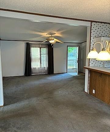 3rd image of 11039 Aspen Ln W