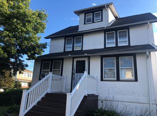 22 Maple Ave #2, Lynbrook, NY 11563