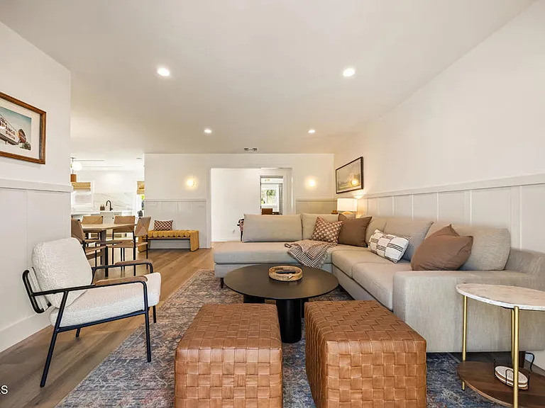 107 Alto Dr — Photo 41