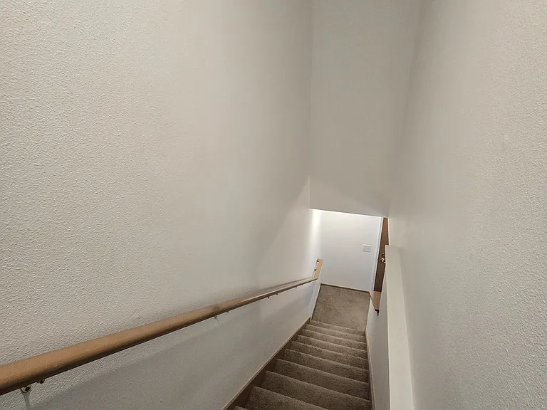 Isherwood Apartments — Photo 12