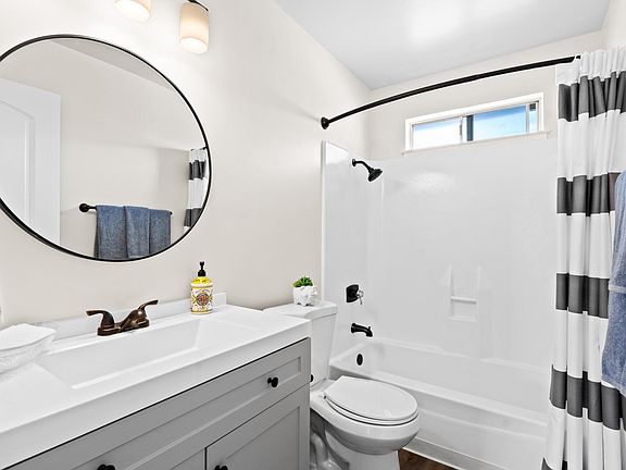 5th image of 740 W Valley Dr APT 8