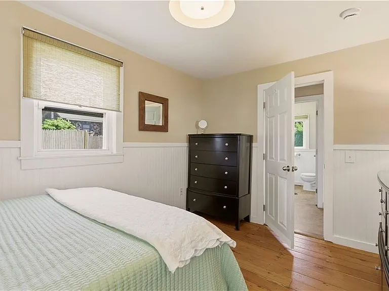 272 Riverside St — Photo 25