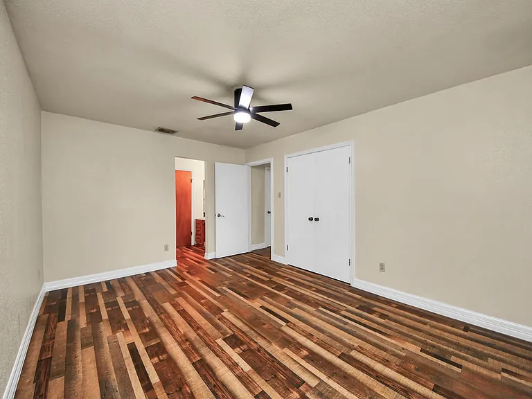 8407 Kirchner Rd — Photo 23
