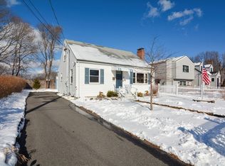 8 Howe St, Quincy, MA 02169