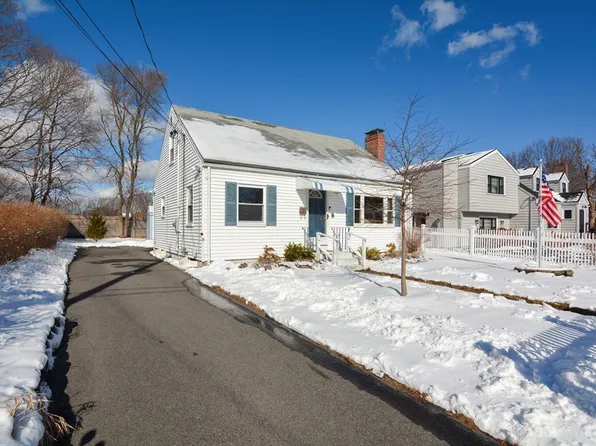 8 Howe St, Quincy, MA 02169