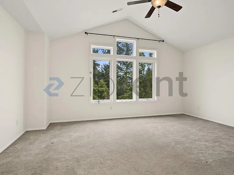 18052 SW Loxley Dr — Photo 27
