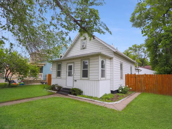 423 S Dakota St, Aberdeen, SD 57401