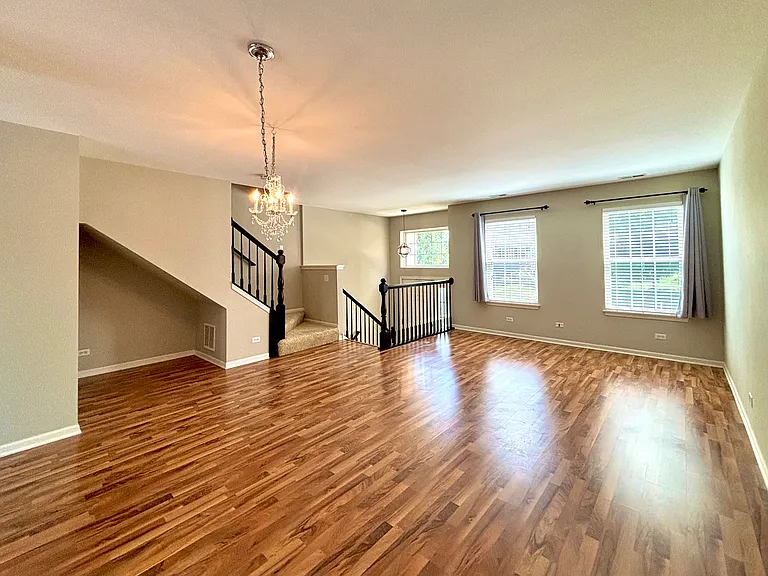 1634 Windward Dr — Photo 4