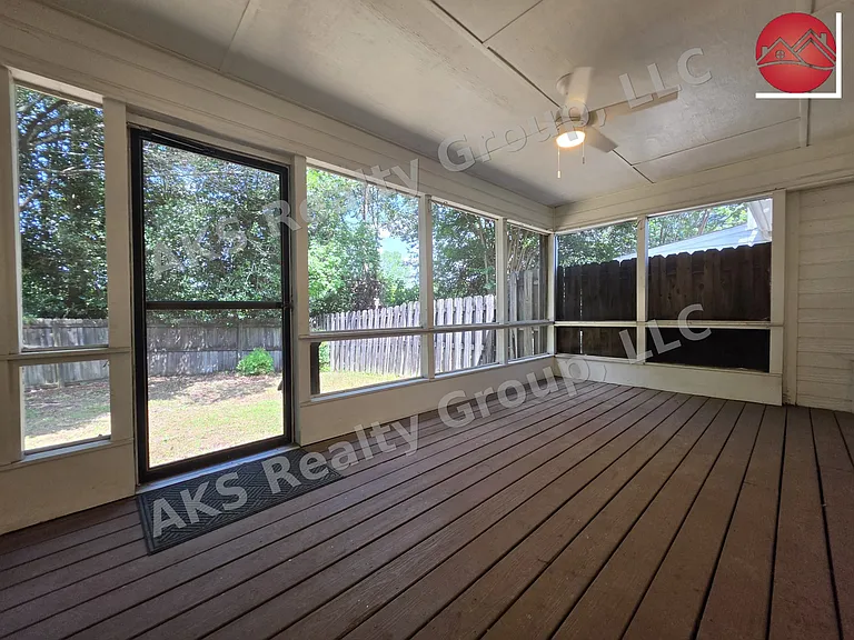 158 Sugar Dr — Photo 16