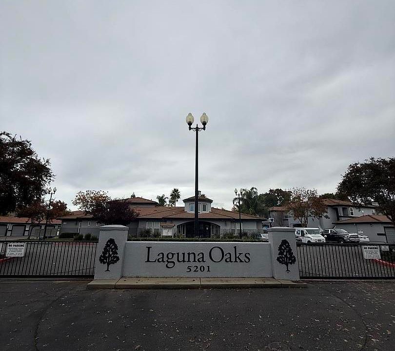 1st image of 5201 Laguna Oaks Dr Unit 70