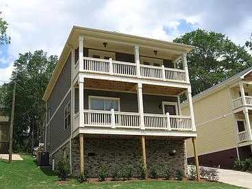 Pre-Leasing For August 5th 2027! — Photo 1
